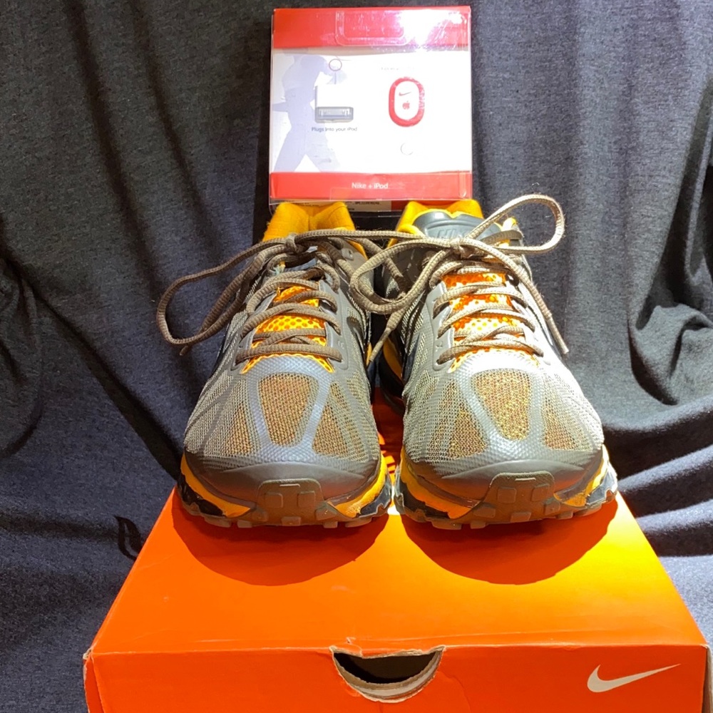 Nike Free 5.0 running shoes